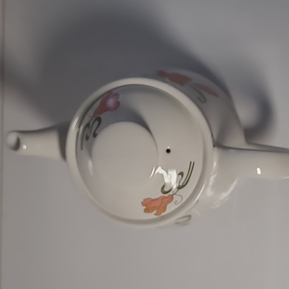 Sadler winsor floral patterns teapot - Picture 3 of 8